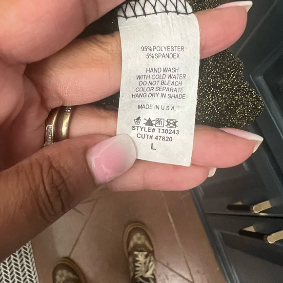 Gold Long sleeve/pant 2 piece set - Picture 3 of 9